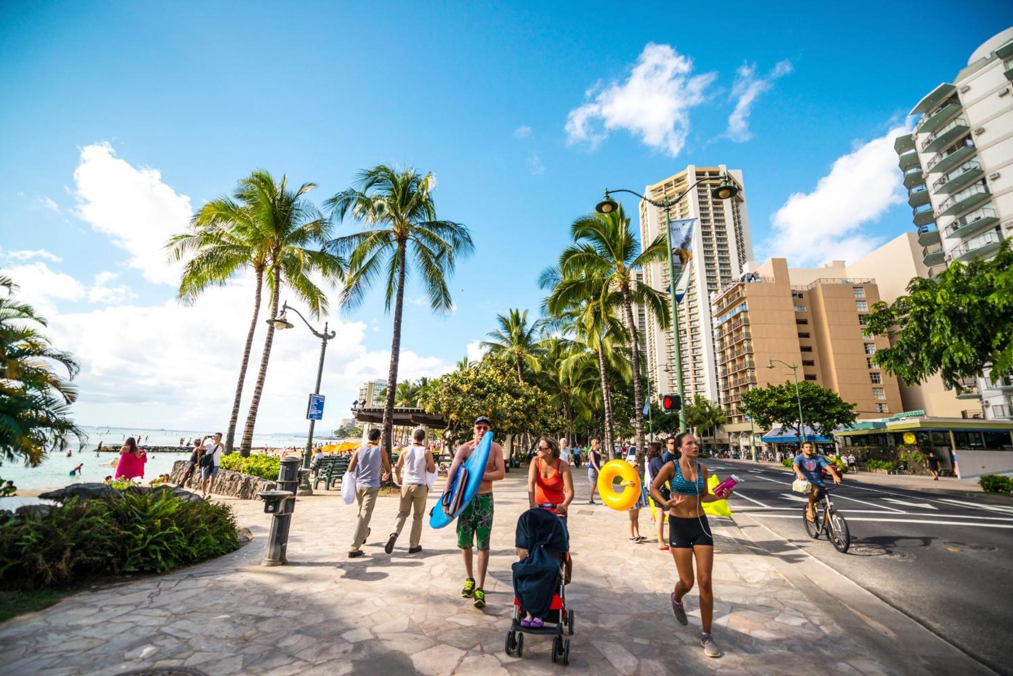 Mountain View Condo W/ King-Size Bed, Free Parking Honolulu Exteriör bild